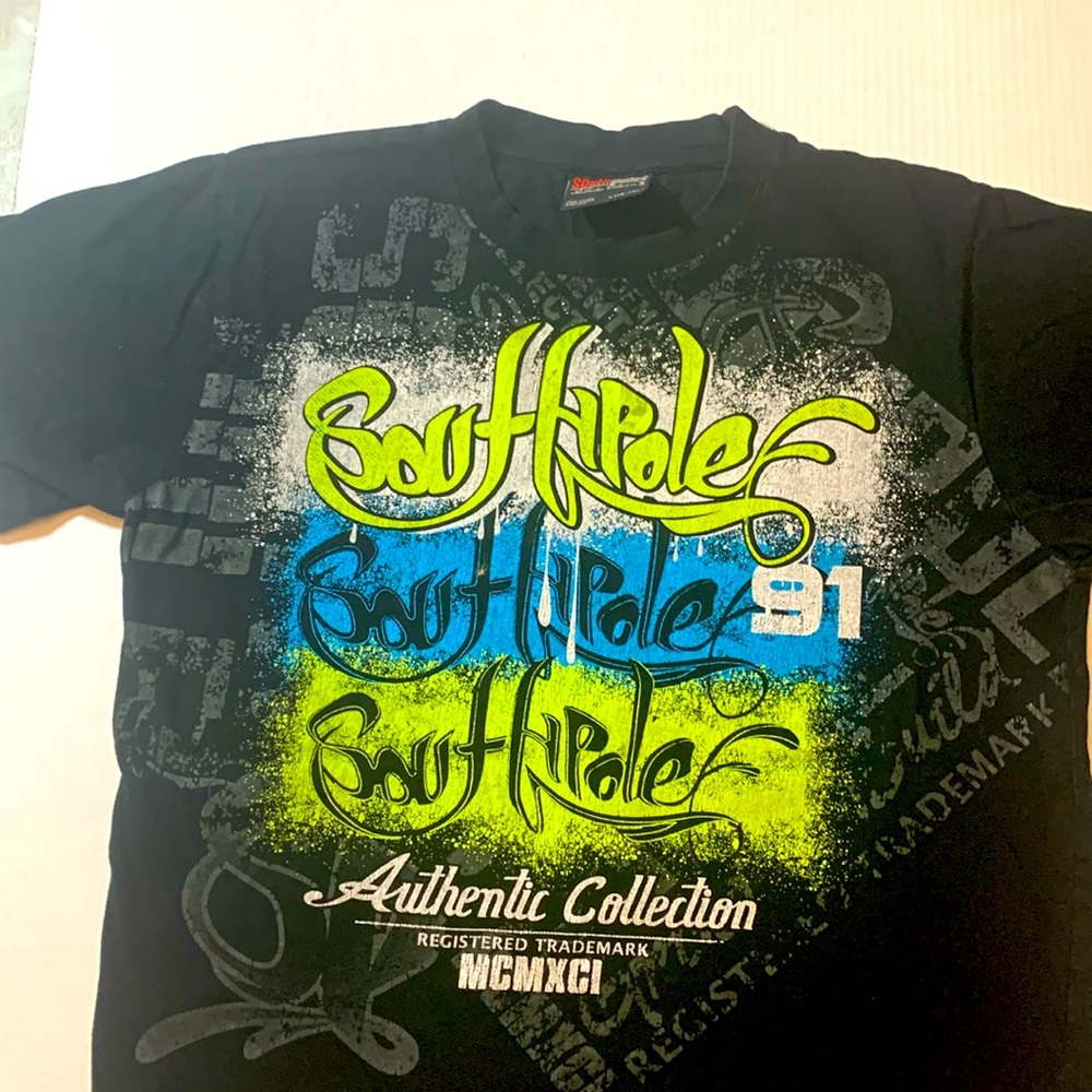 SOUTH POLE  SHORT SLEEVE T-SHIRT SIZE L